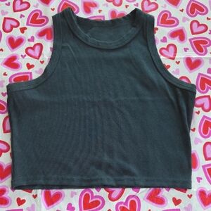 Amazon Women's Dark Green Sleeveless Crop Top